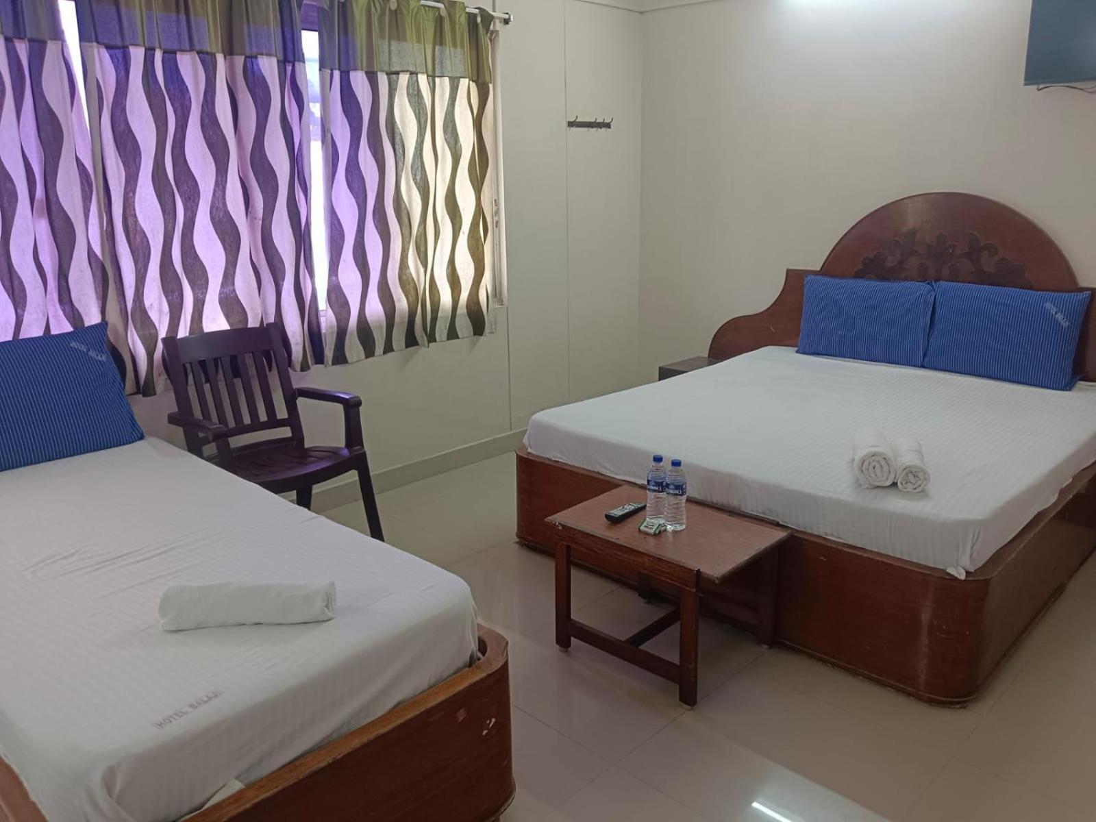 Sree Balaji Hotel - Lodge Kanyakumari Bagian luar foto